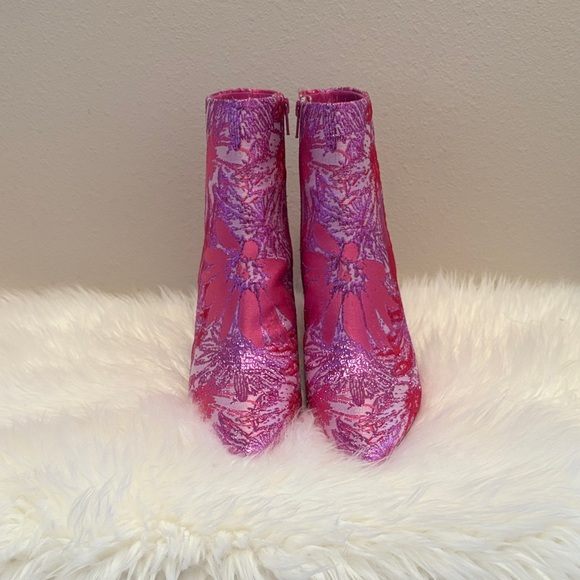Gianni Bini Pink Floral Ankle Boots Size 10 - Picture 4 of 10